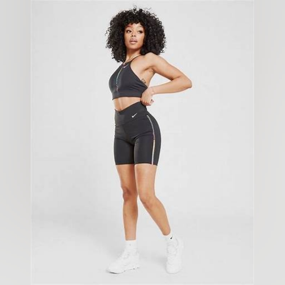NIKE One Plus Size Rainbow Ladder Training Shorts